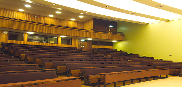 A lecture theatre in the School of Chemistry